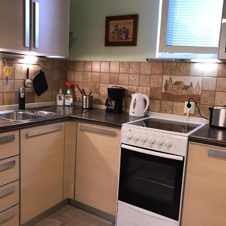 Spacious 1Bdrm Apartment Near Metro. Free Parking Vantaa Buitenkant foto